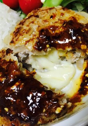 とろけるチーズハンバーグ-レシピのメイン写真