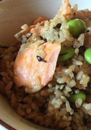 納豆とサーモンのニンニクまぜご飯-レシピのメイン写真