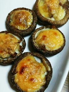 旨い!椎茸のチーズ焼き(´︶`)v-レシピのメイン写真