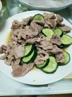 牛肉ときゅうりのゴマポン酢炒め-レシピのメイン写真