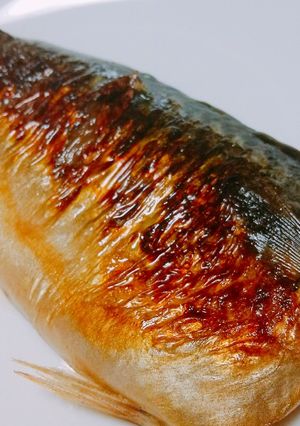 【龍愛】フライパンで☆ふっくら焼き塩鯖-レシピのメイン写真