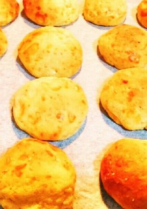 ＊タピオカ粉で簡単ゴマチーズパン＊-レシピのメイン写真