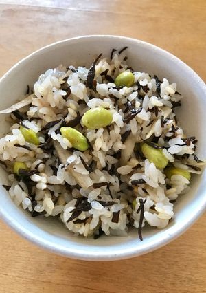 夏に♪梅とひじき枝豆の炊き込みご飯-レシピのメイン写真