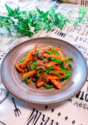 ピーマンとにんじんde♡ひき肉炒め-レシピのメイン写真
