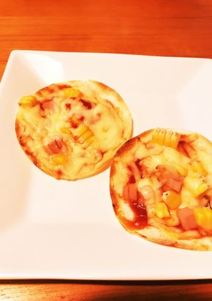 余っちゃう餃子の皮でピザ♡簡単-レシピのメイン写真