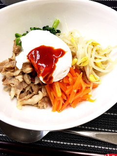 ビビンバ丼!コチジャンダレをかき混ぜて!-レシピのメイン写真