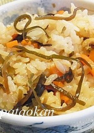 簡単♪塩昆布の炊き込みご飯-レシピのメイン写真