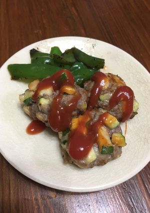 お弁当に！ズッキーニのミニ♡ハンバーグ-レシピのメイン写真