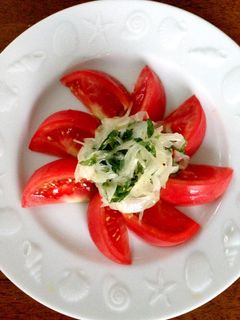 トマトサラダ♪玉ねぎドレッシング-レシピのメイン写真