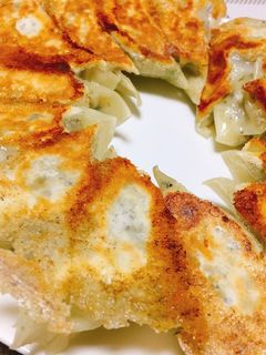 余ったポテトサラダでポテサラチーズ餃子-レシピのメイン写真