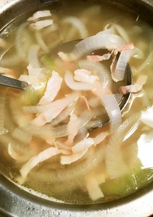超簡単、オニオンスープ-レシピのメイン写真