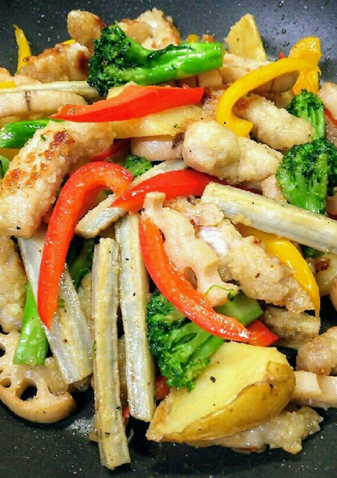 根菜の素揚げと豚カラ炒め-レシピのメイン写真