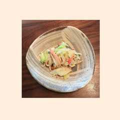รูปของ やみつきキャベツカニカマ炒め 常備菜弁当