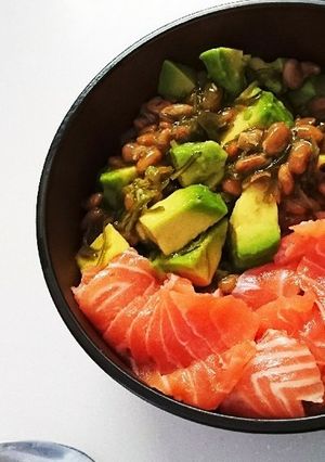 アボカドとサーモンのねばねば丼-レシピのメイン写真