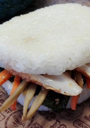 きんぴらを使って☆簡単ライスバーガー-レシピのメイン写真