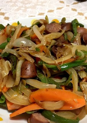 簡単香ばしい ソーセージ野菜炒め-レシピのメイン写真