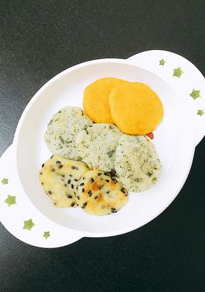 離乳食中期後期〜手掴み豆腐と南瓜のおやき-レシピのメイン写真