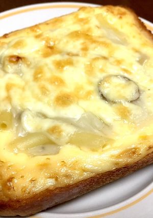 グラタンマヨトースト-レシピのメイン写真