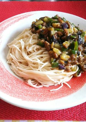 簡単♡ナスdeピリ辛肉味噌そうめん♪-レシピのメイン写真