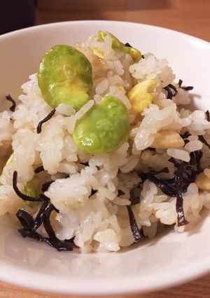 ■そら豆と塩こんぶの簡単混ぜごはん-レシピのメイン写真