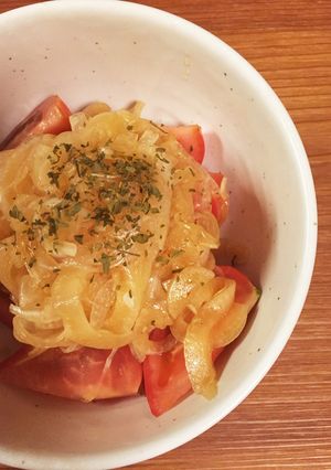 玉ねぎとトマトのサラダ♪-レシピのメイン写真