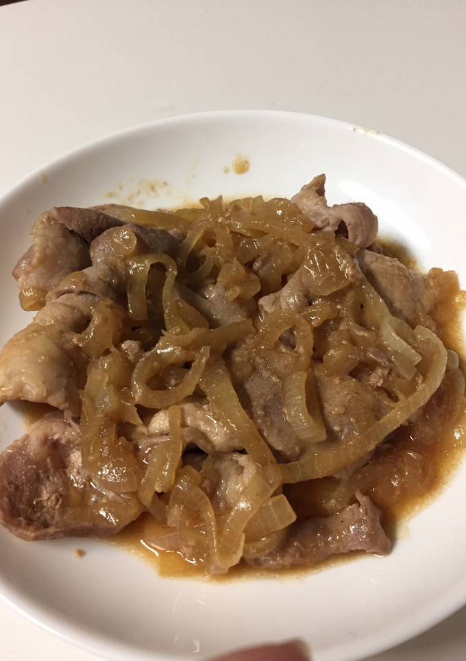焼肉のタレで！簡単豚肉と玉ねぎの生姜焼き-レシピのメイン写真