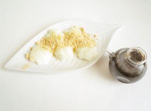 電子レンジと片栗粉で　ミルクわらび餅-レシピのメイン写真