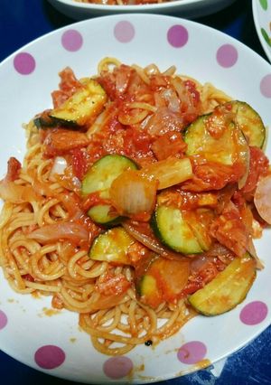ズッキーニのトマトソースパスタ-レシピのメイン写真