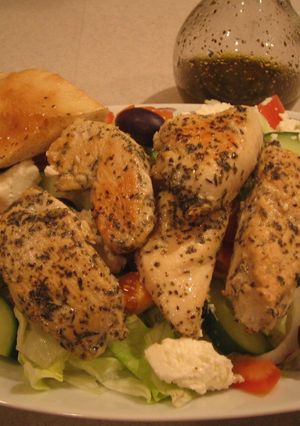 チキンスブラキサラダ(ギリシャ風サラダ）-レシピのメイン写真