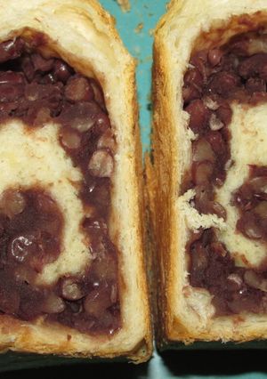 あん食パン☆きめ細かい生地にたっぷり小豆-レシピのメイン写真