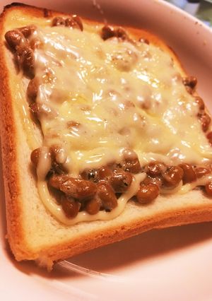 簡単うまい！納豆トースト-レシピのメイン写真