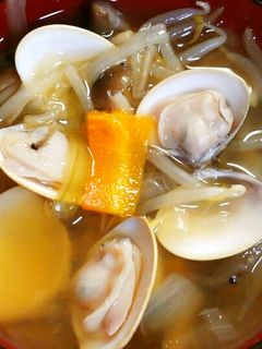 野菜たっぷり!簡単 はまぐりのお吸い物♪-レシピのメイン写真