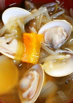 野菜たっぷり！簡単 はまぐりのお吸い物♪-レシピのメイン写真