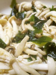 きのことわかめの胡麻ポン酢和え-レシピのメイン写真