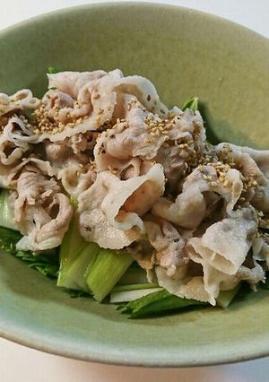 相性抜群♪セロリと豚の冷しゃぶ-レシピのメイン写真