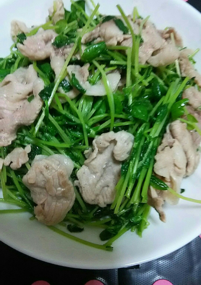 簡単♪豆苗と豚肉のスタミナ炒め-レシピのメイン写真