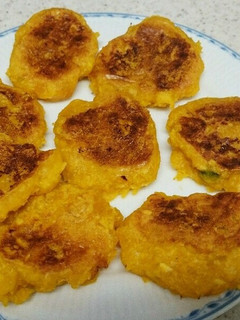 離乳食にほんのり甘いカボチャのお焼き-レシピのメイン写真