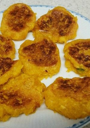 離乳食にほんのり甘いカボチャのお焼き-レシピのメイン写真