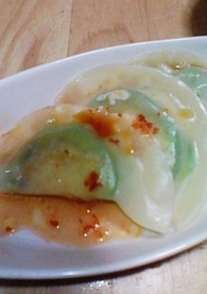 子供も大人も大好き　アボカドチーズ餃子♪-レシピのメイン写真