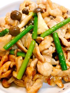 白米に合う♡豚肉とニンニクの芽炒め♪-レシピのメイン写真