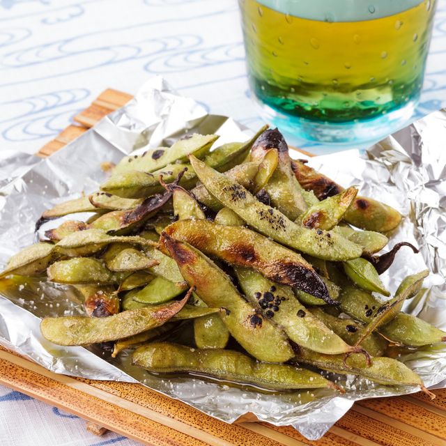 Aperitivo fácil: edamame asado con aceite de sésamo tostado