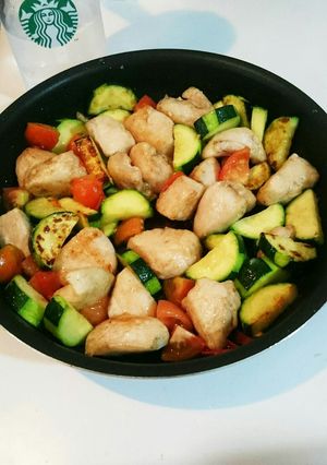 【5分レシピ】ヘルシー夏野菜オリーブ炒め-レシピのメイン写真
