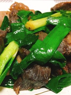 鮪のアラとニラのニンニク醤油炒め-レシピのメイン写真