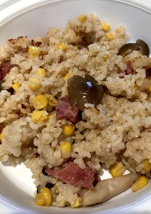 炊飯器で簡単！しめじとベーコン炊込みご飯-レシピのメイン写真