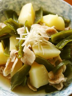 茎わかめとじゃがいもの煮物-レシピのメイン写真
