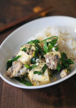 さば缶と豆腐、韮のチャンプルー-レシピのメイン写真