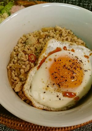鶏ひきと新生姜のそぼろ丼-レシピのメイン写真