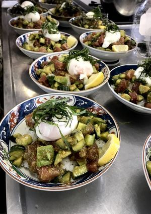 夏バテ防止！ピリ辛ポキ丼-レシピのメイン写真