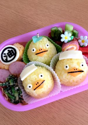 簡単☆オオトリ様おにぎりのキャラ弁♪-レシピのメイン写真