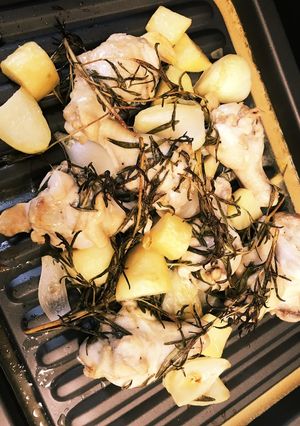 漬けて焼くだけ！手羽元ローズマリー焼き♡-レシピのメイン写真